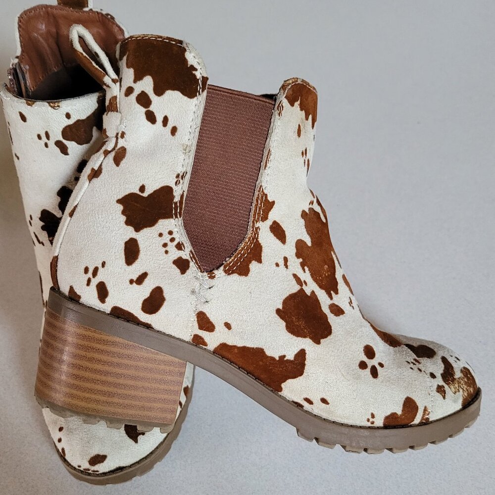 Evsie kids boots size 2